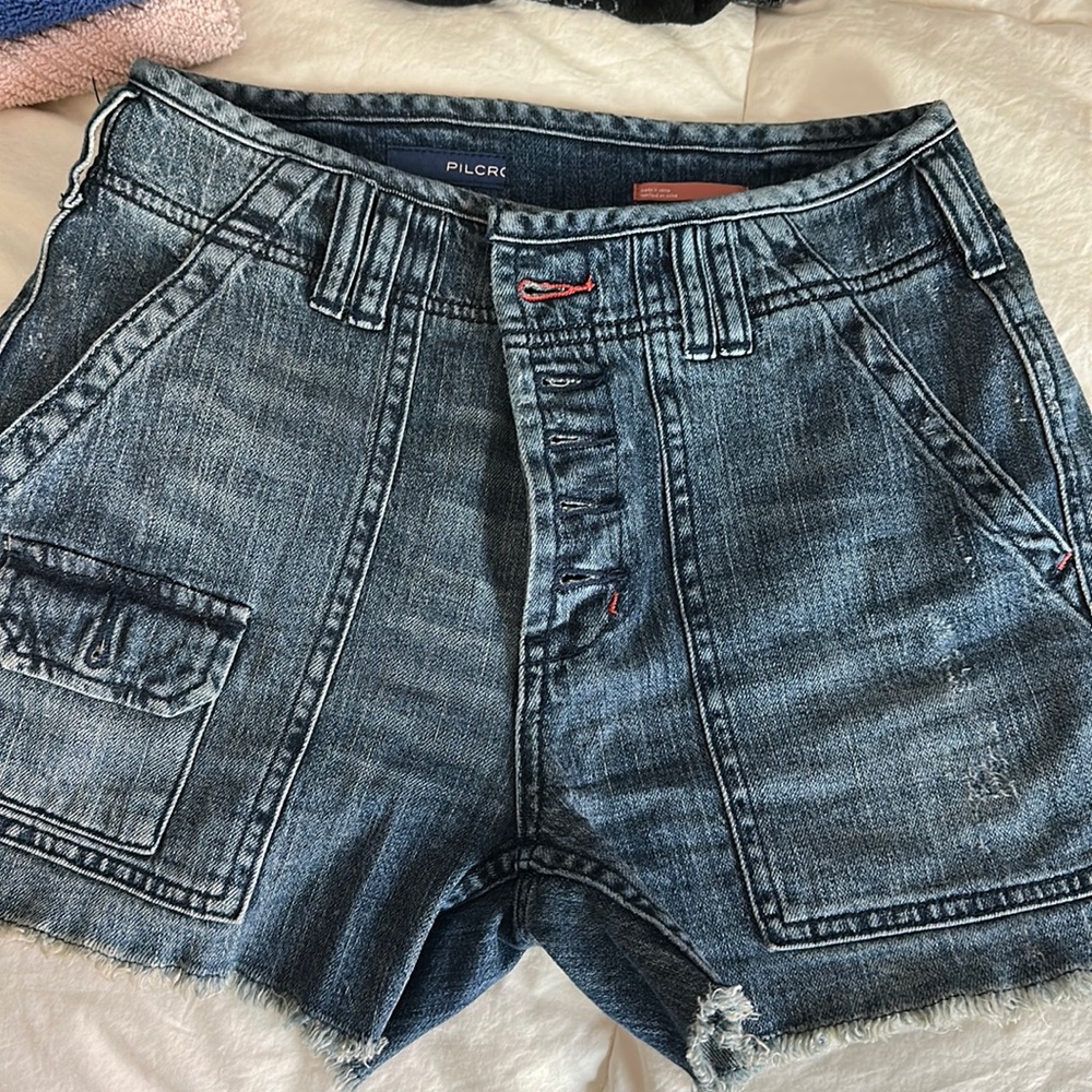 Pilcro size 25 shorts